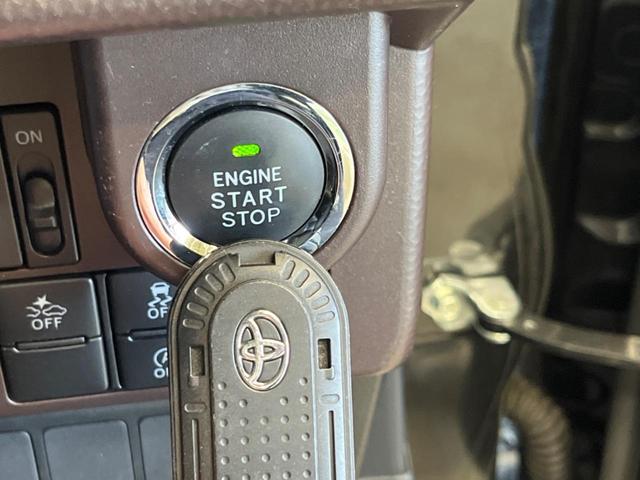 タンク Ｘ　Ｓ　禁煙車　ナビフルセグ　スマートアシスト２　バックカメラ　電動スライドドア　ドラレコ　ＥＴＣ　スマートキー　車線逸脱警報　オートライト　ロールサンシェード　ｂｌｕｅｔｏｏｔｈ　ＣＤ／ＤＶＤ（27枚目）