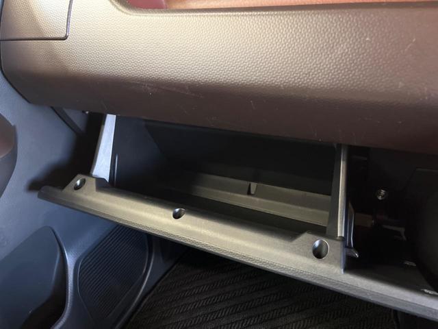 タンク Ｘ　Ｓ　禁煙車　ナビフルセグ　スマートアシスト２　バックカメラ　電動スライドドア　ドラレコ　ＥＴＣ　スマートキー　車線逸脱警報　オートライト　ロールサンシェード　ｂｌｕｅｔｏｏｔｈ　ＣＤ／ＤＶＤ（46枚目）