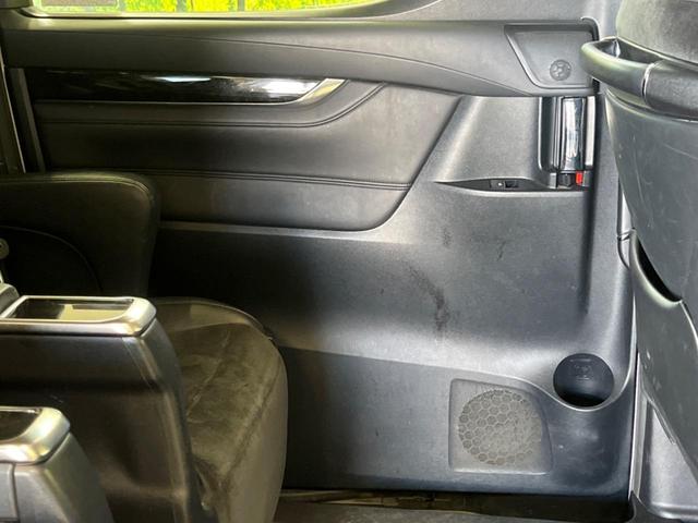 アルファード ２．５Ｓ　Ｃパッケージ　禁煙車　アルパインＢＩＧＸ１１型ナビ　後席モニター　バックカメラ　衝突被害軽減システム　両側電動ドア　電動リアゲート　ハーフレザーシート　全席パワーシート　ハンドルヒーター　ＬＥＤヘッド　ＥＴＣ（47枚目）