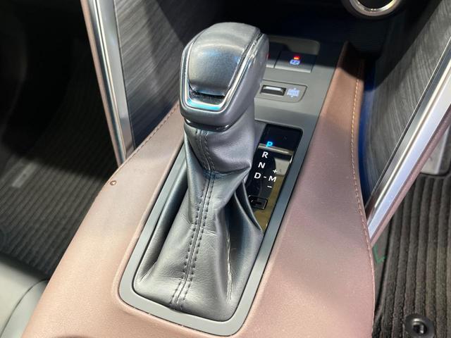 ハリアー Ｚ　ブラウン内装　禁煙車　純正１２．３型ナビＴＶ　ＪＢＬサウンド　パノラミックビューモニタ　セーフティセンス　ブラインドスポットモニタ　デジタルインナーミラー　ハンズフリー電動バックドア　ＥＴＣ２．０（49枚目）