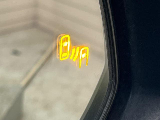 �y�u���C���h�X�|�b�g���j�^�[�z���s���A�h�A�~���[�̎��p�ɂȂ�₷���ӏ��Ɍ㑱�Ԃ��ڋ߂���ƃT�C�h�~���[�̃����Y�Ɍx����\���I�h���C�o�[�ɒ��ӊ��N�����Ă���܂��B