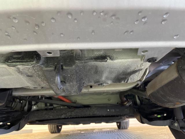 ヴェゼル ｅ：ＨＥＶ　Ｘ　禁煙車　９型コネクトナビＴＶ　バックカメラ　ホンダセンシング　渋滞追従アダプティブクルーズ　ＬＥＤヘッド　純正１６インチＡＷ　ＡｐｐｌｅＣａｒＰｌａｙ　ＥＴＣ２．０　パーキングセンサ　オートハイビーム（18枚目）