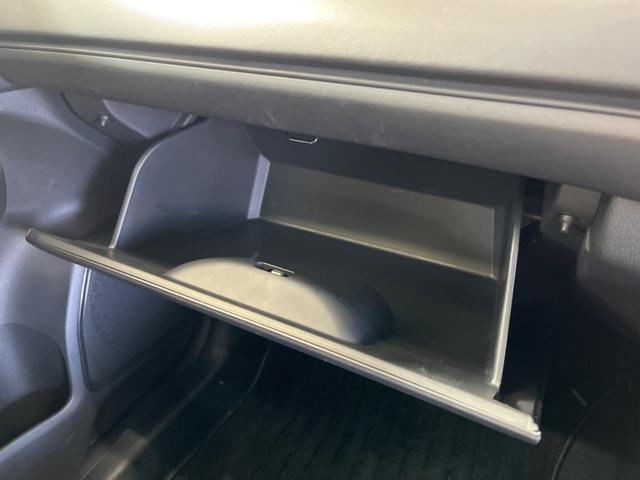 ヴェゼル ｅ：ＨＥＶ　Ｘ　禁煙車　９型コネクトナビＴＶ　バックカメラ　ホンダセンシング　渋滞追従アダプティブクルーズ　ＬＥＤヘッド　純正１６インチＡＷ　ＡｐｐｌｅＣａｒＰｌａｙ　ＥＴＣ２．０　パーキングセンサ　オートハイビーム（43枚目）