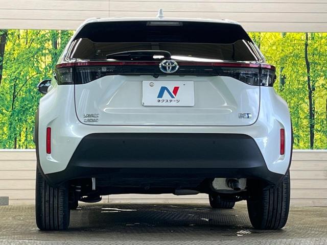 ヤリスクロス ハイブリッドＺ　禁煙車　全周囲カメラ　衝突被害軽減　８インチディスプレイ　レーダークルーズ　ブラインドスポットモニター　パワーシート　ドラレコ　コーナーセンサー　ＬＥＤヘッド　純正１８インチアルミ　オートハイビーム（15枚目）