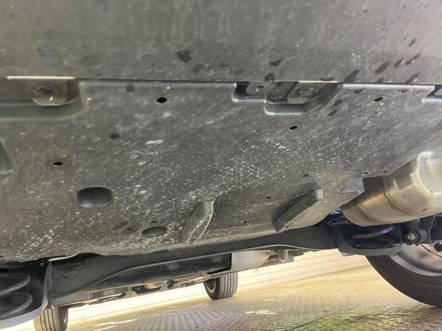 ヤリスクロス ハイブリッドＺ　禁煙車　全周囲カメラ　衝突被害軽減　８インチディスプレイ　レーダークルーズ　ブラインドスポットモニター　パワーシート　ドラレコ　コーナーセンサー　ＬＥＤヘッド　純正１８インチアルミ　オートハイビーム（23枚目）