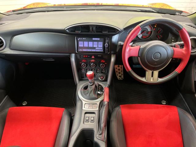 86 GTリミテッド モデリスタフルエアロ 純正ナビ バックカメラ 禁煙車 シートヒーター ハーフレザー パドルシフト 純正リアスポイラー HIDヘッド ETC 純正17インチアルミ スマートキー オートライト(2枚目)