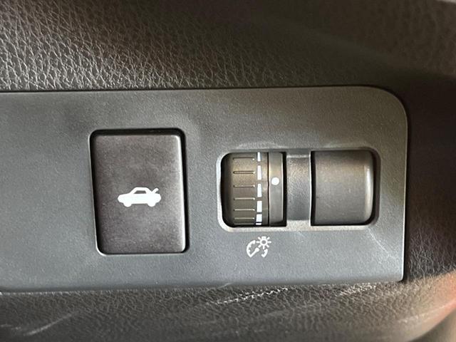 86 GTリミテッド モデリスタフルエアロ 純正ナビ バックカメラ 禁煙車 シートヒーター ハーフレザー パドルシフト 純正リアスポイラー HIDヘッド ETC 純正17インチアルミ スマートキー オートライト(31枚目)