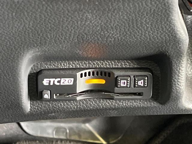 ヴェゼル ｅ：ＨＥＶ　Ｘ　禁煙車　メーカー９型ナビＴＶ　バックカメラ　ホンダセンシング　渋滞追従アダプティブクルーズ　ＬＥＤヘッド　純正１６インチＡＷ　電動パーキングブレーキ　オートブレーキホールド　ＡｐｐｌｅＣａｒＰｌａｙ（8枚目）