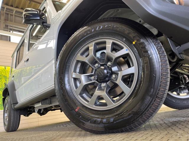 ジムニーノマド ＦＣ　禁煙車　シートヒーター　衝突被害軽減システム　コーナーセンサー　スマートキー　ＬＥＤヘッド　純正１５インチアルミ　オートハイビーム　車線逸脱警報　オートライト　オートエアコン　ＬＥＤフォグ（13枚目）