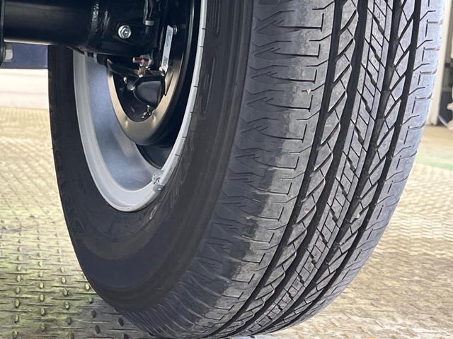 ジムニーノマド ＦＣ　禁煙車　シートヒーター　衝突被害軽減システム　コーナーセンサー　スマートキー　ＬＥＤヘッド　純正１５インチアルミ　オートハイビーム　車線逸脱警報　オートライト　オートエアコン　ＬＥＤフォグ（25枚目）