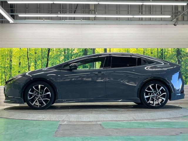 プリウス Ｚ　プラグインＨＶ　モデリスタエアロ　禁煙車　純正１２．３型ディスプレイＴＶ　パノラミックビューモニタ　セーフティセンス　ブラインドスポットモニタ　デジタルインナーミラー　電動バックドア　パワーシート（53枚目）