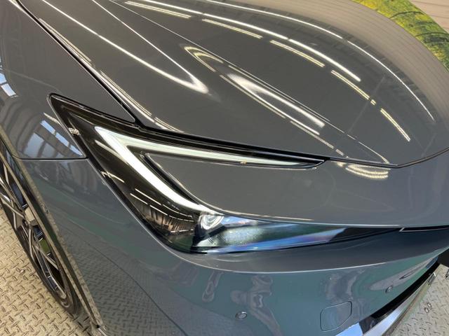 プリウス Ｚ　プラグインＨＶ　モデリスタエアロ　禁煙車　純正１２．３型ディスプレイＴＶ　パノラミックビューモニタ　セーフティセンス　ブラインドスポットモニタ　デジタルインナーミラー　電動バックドア　パワーシート（55枚目）