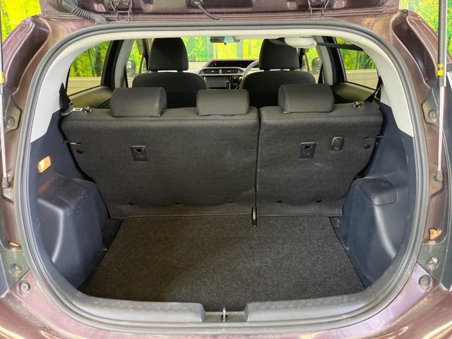 アクア S 禁煙車 純正ナビフルセグ バックカメラ セーフティセンス スマートキー ETC Bluetooth シートヒーター オートエアコン オートライト オートマチックハイビーム レーンディパーチャーアラート(11枚目)