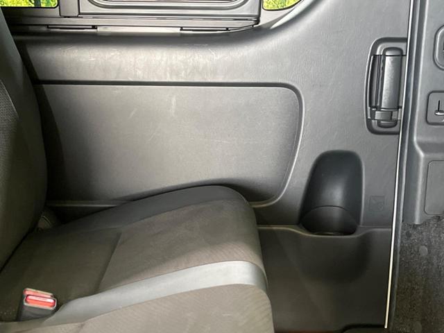 ハイエースバン スーパーＧＬ　ダークプライムＩＩ　ディーゼルターボ　禁煙　ＧＲフロントスポイラー　ＴＲＤショック　純正ナビフルセグ　パノラミックビューモニタ　セーフティセンス　ＬＥＤヘッド　スマートキー　デジタルインナーミラー　リアヒーター／クーラー（41枚目）
