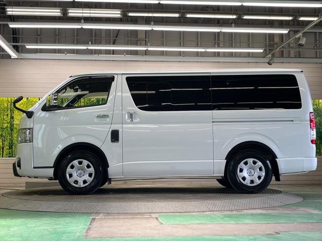 ハイエースバン スーパーＧＬ　ダークプライムＩＩ　ディーゼルターボ　禁煙　ＧＲフロントスポイラー　ＴＲＤショック　純正ナビフルセグ　パノラミックビューモニタ　セーフティセンス　ＬＥＤヘッド　スマートキー　デジタルインナーミラー　リアヒーター／クーラー（52枚目）