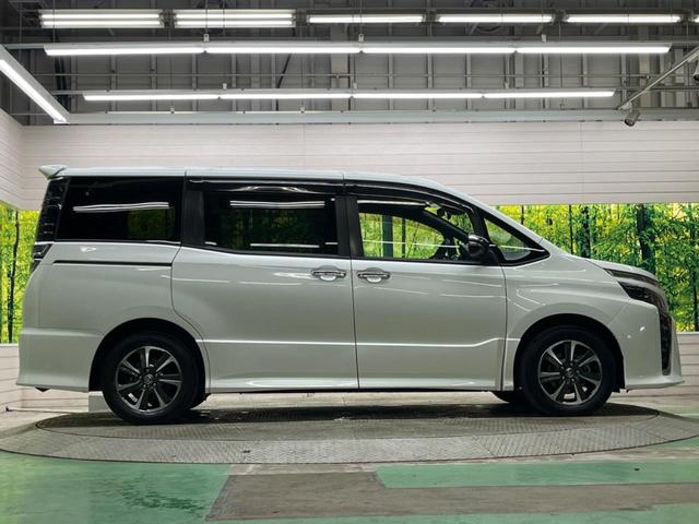 ヴォクシー ＺＳ　煌ＩＩ　禁煙車　ＢＩＧ－Ｘ１１型ナビＴＶ　１２．８型リアビジョン　両側電動ドア　バックカメラ　セーフティセンス　インテリジェントクリアランスソナー　クルーズコントロール　後席オートエアコン　ダブルゾーン（57枚目）