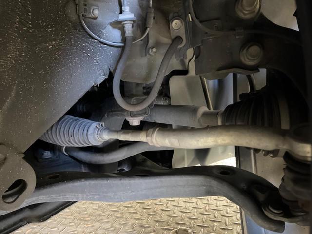 プリウス S ムーンルーフ 禁煙車 純正9型ナビTV バックカメラ ヴェルザンディ18インチAW セーフティセンス レーダークルーズ LEDヘッド LEDフォグ ETC Bluetooth 6スピーカー DVD再生(20枚目)