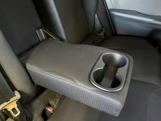 プリウス S ムーンルーフ 禁煙車 純正9型ナビTV バックカメラ ヴェルザンディ18インチAW セーフティセンス レーダークルーズ LEDヘッド LEDフォグ ETC Bluetooth 6スピーカー DVD再生(32枚目)