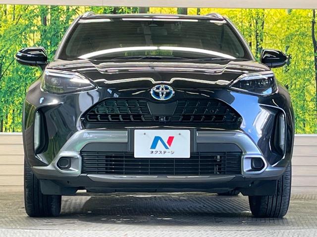 ヤリスクロス ハイブリッドＺ　アドベンチャー　禁煙車　純正８型ディスプレイ　パノラミックビューモニタ　セーフティセンス　ブラインドスポットモニタ　フルＬＥＤヘッド　純正１８インチＡＷ　ルーフレール　シートヒーター　パワーシート　ＥＴＣ（14枚目）