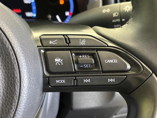 ヤリスクロス ハイブリッドＺ　アドベンチャー　禁煙車　純正８型ディスプレイ　パノラミックビューモニタ　セーフティセンス　ブラインドスポットモニタ　フルＬＥＤヘッド　純正１８インチＡＷ　ルーフレール　シートヒーター　パワーシート　ＥＴＣ（28枚目）