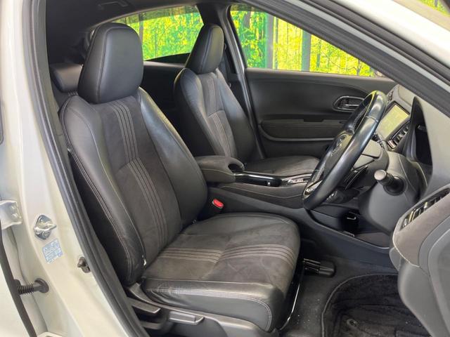 ヴェゼル ハイブリッドＲＳ・ホンダセンシング　純正８インチナビ　バックカメラ　ホンダセンシング　レーダークルーズ　禁煙車　コンフォートビューＰＫＧ　スマートキー　ＬＥＤヘッド　シートヒーター　ＥＴＣ　純正１８インチアルミ（8枚目）