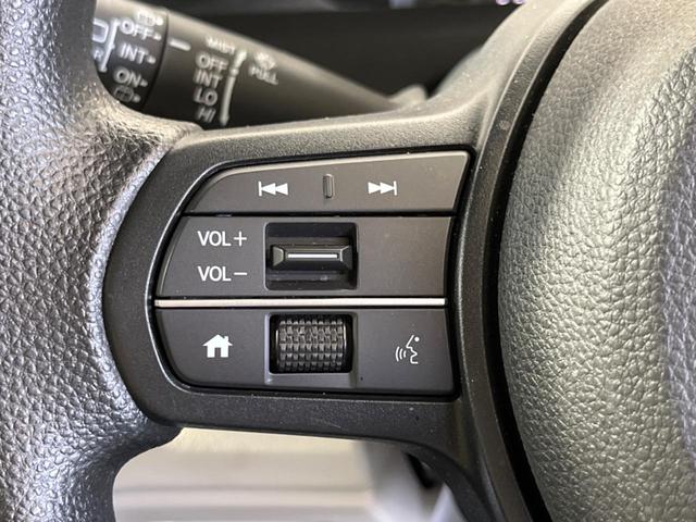 N-BOX ベースグレード ホンダセンシング 禁煙車 電動スライドドア LEDヘッド 渋滞追従アダプティブクルーズ パーキングセンサ 電動パーキングブレーキ スマートキー 後席サンシェード CD再生 USB/AUX接続(23枚目)