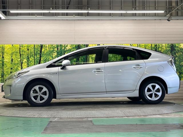 プリウス Ｓ　禁煙車　ナビフルセグ　バックカメラ　ＨＩＤヘッド　純正１５インチＡＷ　スマートキー　オートライト　オートエアコン　ＥＴＣ　６スピーカー　ステアリングリモコン　ＤＶＤ再生（48枚目）