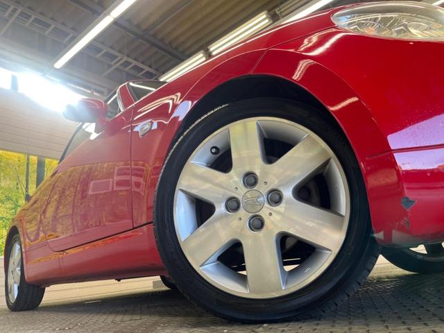 �y�����P�T�C���`�A���~�z�C�[���z�O�ςɃ}�b�`���������A���~�z�C�[���𑕒����Ă���܂��B�e��ЊO�A���~�z�C�[����A�X�^�b�h���X�^�C�����戵�����Ă���܂��B���񂲑��k����������