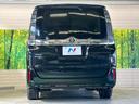 Ｖ　７人乗　禁煙車　純正９型ナビＴＶ　純正１１型後席モニター　両側電動ドア　バックカメラ　ＬＥＤヘッド　ＢＡＤＸ１７インチＡＷ　クルーズコントロール　ＥＴＣ　スマートキー　デュアルオートエアコン（16枚目）