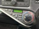 アクア Ｓ　禁煙車　スマートキー　ＥＴＣ　オートライト　オートエアコン　ＣＤ　４スピーカー　プライバシーガラス　電動格納ミラー　パワーウィンドウ　ラゲッジルームランプ　リアワイパー（5枚目）