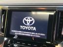 アルファード ２．５Ｓ　タイプゴールド　ツインムーンルーフ　三眼ＬＥＤ　純正９型ナビＴＶ　純正１２型後席モニター　バックカメラ　セーフティセンス　ブラインドスポットモニタ　デジタルインナーミラー　電動バックドア　半革シート　ＤＶＤ再生（4枚目）