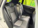 後部座席も気になるようなキズ・汚れやへたり等、大きなダメージはなく、良好な状態です。