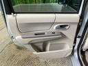 L 禁煙車 CD再生 キーレス アイボリー内装 アームレスト 電動格納ミラー プライバシーガラス ドアバイザー(30枚目)