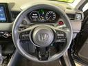 ヴェゼル ｅ：ＨＥＶ　Ｚ　禁煙車　純正８型ディスプレイ　バックカメラ　ホンダセンシング　渋滞追従アダプティブクルーズ　純正１８インチＡＷ　半革シート　シートヒーター　ハンズフリー電動バックドア　ＡｐｐｌｅＣａｒＰｌａｙ　ＥＴＣ（5枚目）
