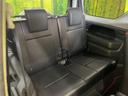 後部座席も気になるようなキズ・汚れやへたり等、大きなダメージはなく、良好な状態です。