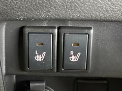 【シートヒーター】運転席／助手席共にシートヒーターを装備。季節を問わず快適にドライブできます。 7