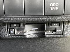 【ＥＴＣ】高速道路の料金所をストレスなく通過！話題のスポットやサービスエリアに多い「スマートIntercooler」利用時は必須のアイテムです。当店でセットアップを実施、ご納車当日からすぐにご利用いただけます！ 5