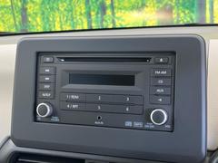 【純正ＣＤオーディオ】ＣＤ再生・ＦＭ／ＡＭラジオ、ＡＵＸ接続対応。カーナビ取付も承ります。お気軽に担当スタッフまでお尋ね下さい！ 7
