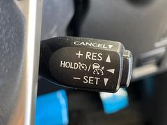 �ڥ졼�������롼������ȥ�����۹�®ƻϩ�Ǥ�Ĺ��Υ���Ԥ��ڤˡ�����ư��®�٤��ݤĥ��롼������ȥ����뤬�����ͷڸ������ƥ��Ϣ�Ȥ��������μ�ξ���Τ��Ƽִ֤��ݤĤ褦��®��Ĵ�ᤷ�Ƥ���ޤ����� 5