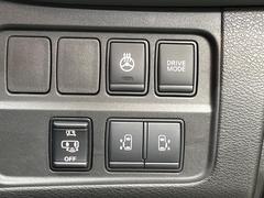 �ڥϥ󥺥ե꡼��ǽ�դ�ξ¦�ѥ���饤�ɥɥ��ۥ��饤�ɥɥ��β���­�������Ƥ��������ȡ���ưŪ�˥��饤�ɥɥ������Ĥ��ޤ�����ʪ��ξ�꤬�դ����ä����֤Ǥ⡢�ɥ��γ��Ĥ��Ǥ��ƤȤäƤ������� 5