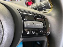 �ڥ����ץƥ��֥��롼������ȥ�����۹�®ƻϩ�Ǥ�Ĺ��Υ���Ԥ��ڤˡ�����ư��®�٤��ݤĥ��롼������ȥ����뤬�����ͷڸ������ƥ��Ϣ�Ȥ��������μ�ξ���Τ��Ƽִ֤��ݤĤ褦��®��Ĵ�ᤷ�Ƥ���ޤ����� 6