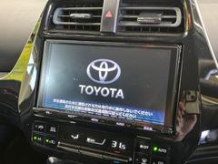 �ڽ��������ʥӡۿ͵��ν����ʥӤ������������ǥ�����ǽ�⽼�¤��Ƥ��ꡢ�£�������������³����Ф������Υ��ޥۤ�ͣУ��ץ쥤�䡼�β��ڤ������ǽ�������α�ž������˳ڤ����ʤ�ޤ����� 3