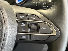 �ڥ졼�������롼������ȥ�����۹�®ƻϩ�Ǥ�Ĺ��Υ���Ԥ��ڤˡ�����ư��®�٤��ݤĥ��롼������ȥ����뤬�����ͷڸ������ƥ��Ϣ�Ȥ��������μ�ξ���Τ��Ƽִ֤��ݤĤ褦��®��Ĵ�ᤷ�Ƥ���ޤ����� 5