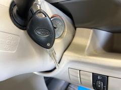 �ڥ����쥹�۾���Υ�줿��꤫��Ǥ�ܥ����Ĥǥɥ��γ������ܾ����Ǥ���ΤǤȤäƤ��������ɥ��θ������˽���Ĥ��뤳�Ȥ⤢��ޤ���� 4