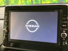 �ڽ��������ʥӡۿ͵��ν����ʥӤ������������ǥ�����ǽ�⽼�¤��Ƥ��ꡢ�£�������������³����Ф������Υ��ޥۤ�ͣУ��ץ쥤�䡼�β��ڤ������ǽ�������α�ž������˳ڤ����ʤ�ޤ����� 3