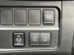 �ڥϥ󥺥ե꡼��ǽ�դ�ξ¦�ѥ���饤�ɥɥ��ۥ��饤�ɥɥ��β���­�������Ƥ��������ȡ���ưŪ�˥��饤�ɥɥ������Ĥ��ޤ�����ʪ��ξ�꤬�դ����ä����֤Ǥ⡢�ɥ��γ��Ĥ��Ǥ��ƤȤäƤ������� 6