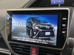 �ڽ����������ʥӡۿ͵��ν����ʥӤ������������ǥ�����ǽ�⽼�¤��Ƥ��ꡢ�£�������������³����Ф������Υ��ޥۤ�ͣУ��ץ쥤�䡼�β��ڤ������ǽ�������α�ž������˳ڤ����ʤ�ޤ����� 3