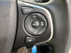 �ڥ����ץƥ��֥��롼������ȥ�����۹�®ƻϩ�Ǥ�Ĺ��Υ���Ԥ��ڤˡ�����ư��®�٤��ݤĥ��롼������ȥ����뤬�����ͷڸ������ƥ��Ϣ�Ȥ��������μ�ξ���Τ��Ƽִ֤��ݤĤ褦��®��Ĵ�ᤷ�Ƥ���ޤ����� 7