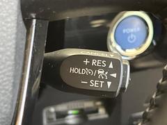 �ڥ졼�������롼������ȥ�����۹�®ƻϩ�Ǥ�Ĺ��Υ���Ԥ��ڤˡ�����ư��®�٤��ݤĥ��롼������ȥ����뤬�����ͷڸ������ƥ��Ϣ�Ȥ��������μ�ξ���Τ��Ƽִ֤��ݤĤ褦��®��Ĵ�ᤷ�Ƥ���ޤ����� 5