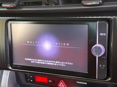 �ڽ����ʥӡۿ͵��ν����ʥӤ������������ǥ�����ǽ�⽼�¤��Ƥ��ꡢ�£�������������³����Ф������Υ��ޥۤ�ͣУ��ץ쥤�䡼�β��ڤ������ǽ�������α�ž������˳ڤ����ʤ�ޤ����� 3